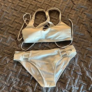 Born primitive bikini